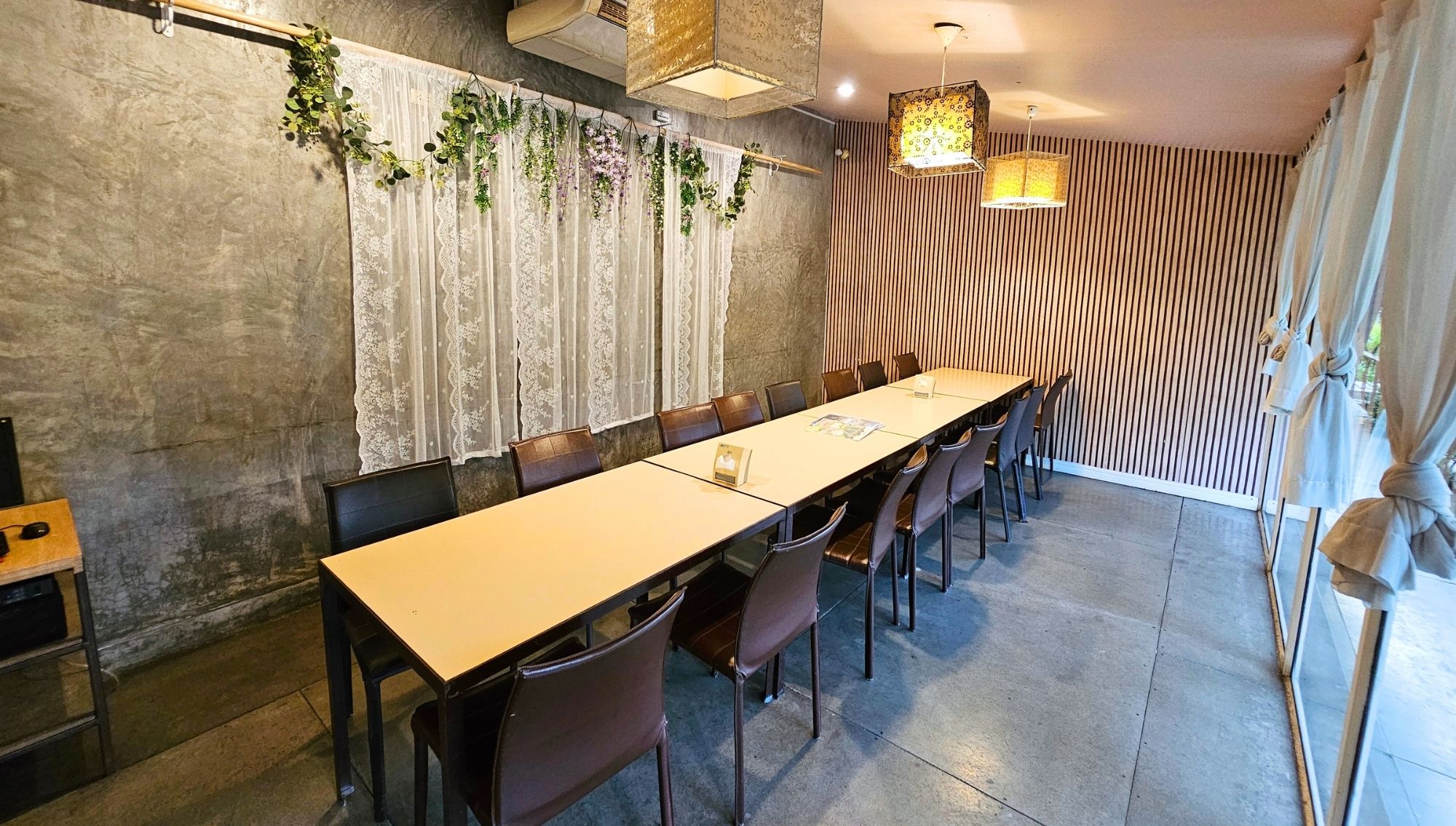 Karaoke ห้องคาราโอเกะ